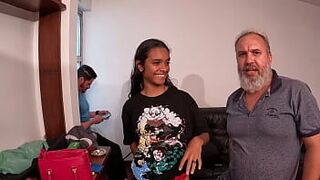 Вход Жасмин Сантанны в особняк Теда - порно видео