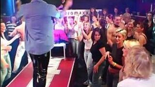 Эти жены были возбуждены - порно видео