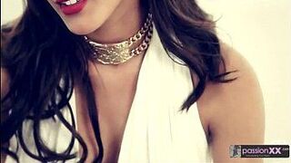 Супер горячая мексиканская модель - порно видео