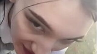 Ки-Сим отсасывает у незнакомца на улице (не фейк) - порно видео