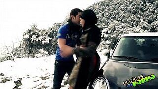 ЛАРА И ЕЕ МИНИ Автостопщик - порно видео