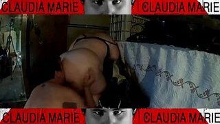 Толстая дама и ее друг-гей ругаются в доме ее родителей, прежде чем их поймают, когда они входят в дверь. - порно видео