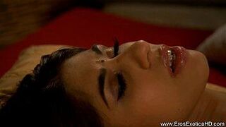 Поцелуй джентльмена - порно видео