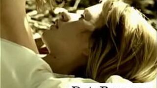 Сексуальные лесбиянки-шлюшки из колледжа трахаются сложнее, чем когда-либо - порно видео