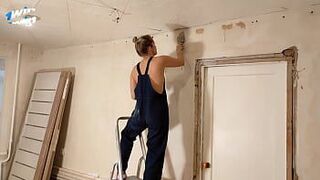 Работница не справилась в срок с заданием, и отработала своей киской с большим камшотом на лицо. - порно видео