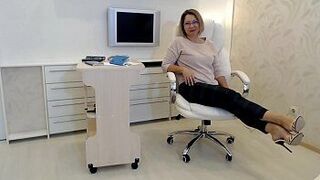 Сексуальная учительница - порно видео