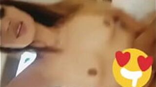 Девушка верхом в мотеле Монтеррей - порно видео