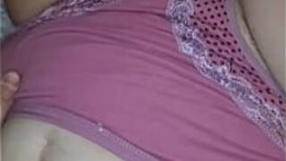 Домашняя игра с киской и большими сиськами моей волосатой старой жены. - порно видео